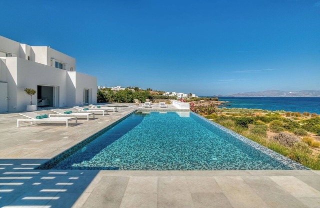 Stunning Seaside Villa in Paros