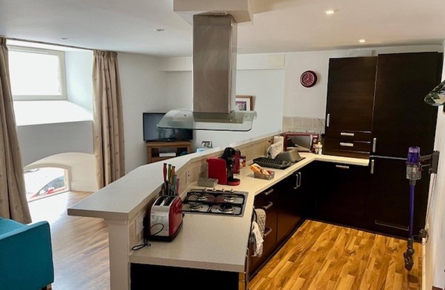 Stunning Spacious Apartment on River Ness