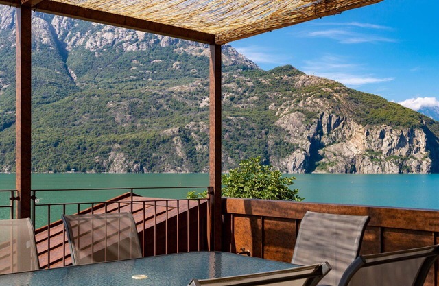 Stunning villa for 12 guests with WIFI, TV and terrace