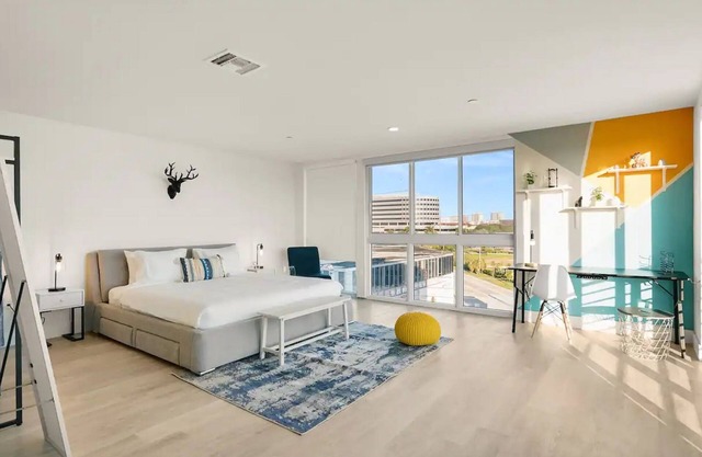 Stylish 1BR Apt in Aventura★Pet Friendly★Pool★BBQ