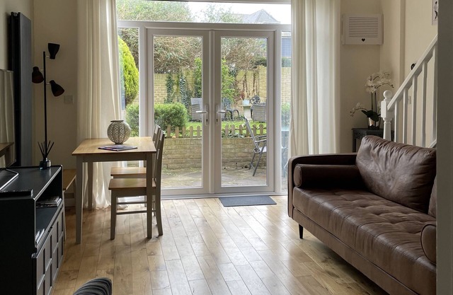 Stylish 2 bedroom Cottage in Central Whitstable