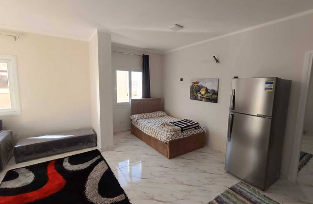 Stylish Bedroom Apartment. Secure Compound Luxury Furnishings & Spacious Rooftop