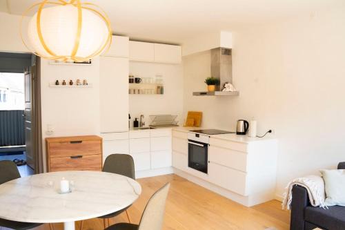 Stylish Central 4 person CPH Apartment I 5 Min to Metro