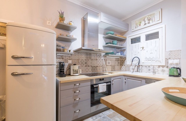 Stylish comfy apartment in Corfu city By Konnect