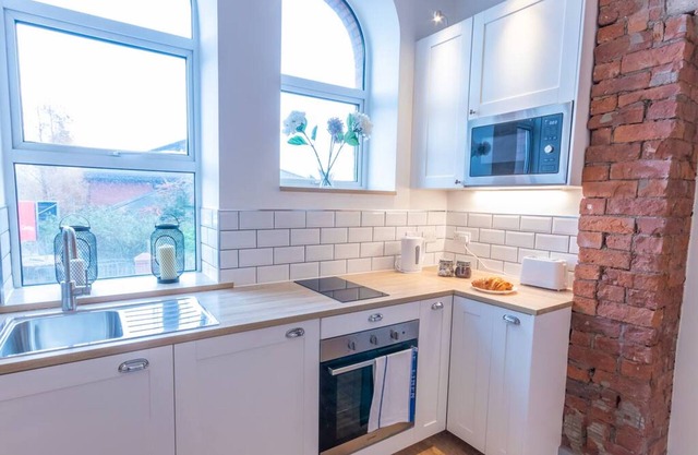 Stylish Immaculate New Apartment Near Salford Quays By Pillo Rooms