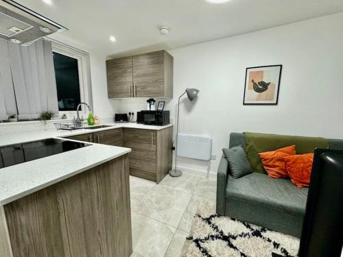 Stylish one bedroom & a sofa bed