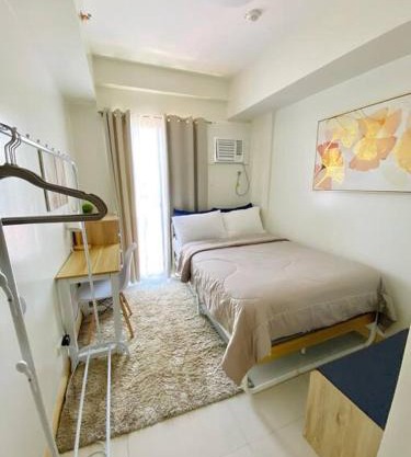 Stylish Studio in Downtown with Remote Work Setup