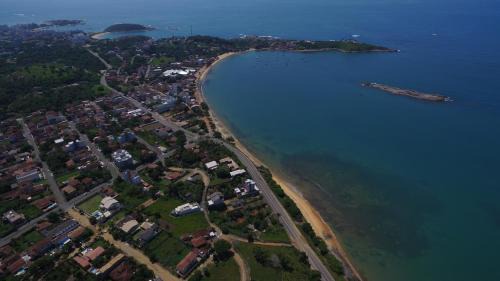 Suíte com Cozinha Compacta