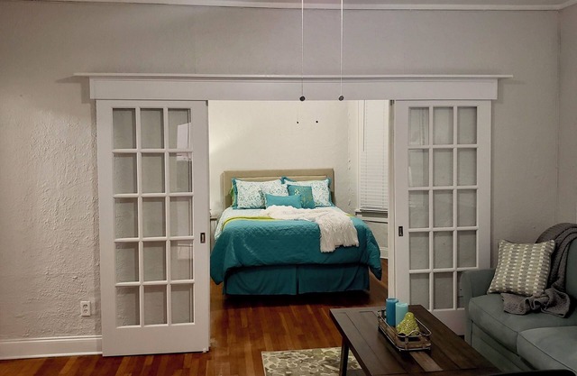 Suite 10 - Casablanca of Hyde Park