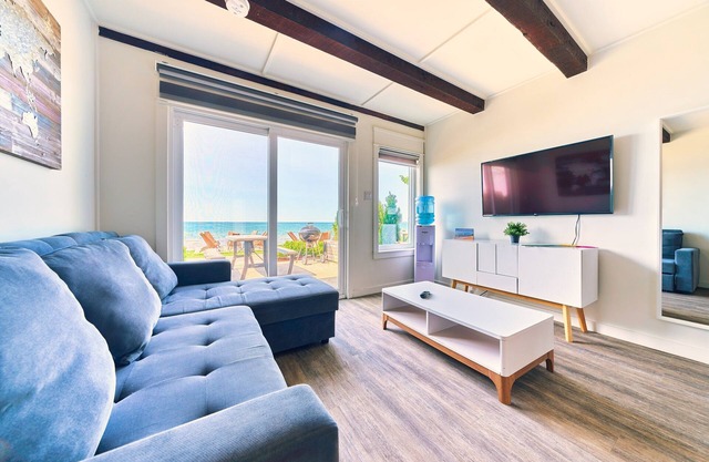 Suite 213: Beautiful 3-Bedroom Beachfront Townhouse