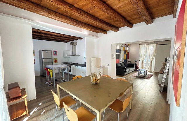 [Suite & Charm] in a historic building in Bergamo