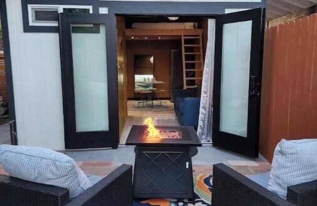 Sunny Loft Beaches Lakes Trails