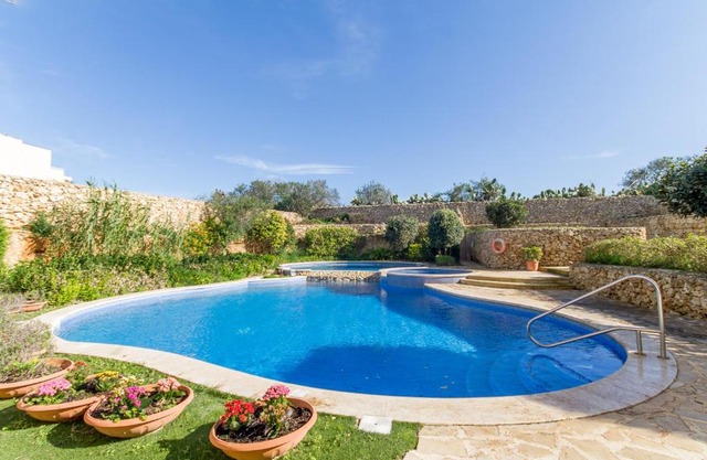 Sunny & Pool Quiet Apart Qala Gozo - Happy Rentals