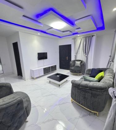 Sunny Service Apartment
