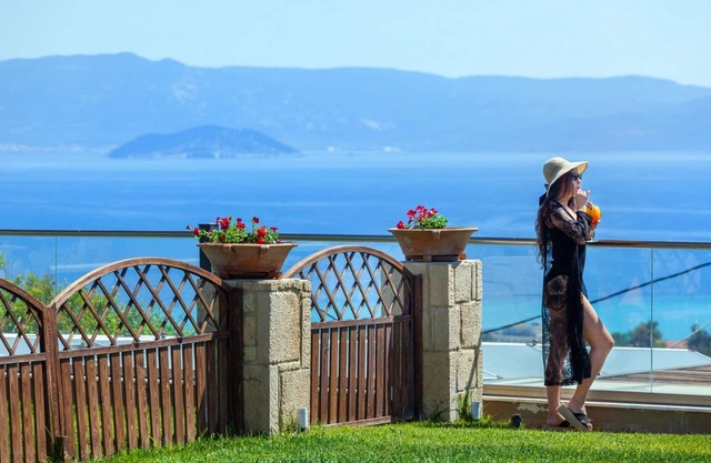 Sunny Villa in Chaniotis