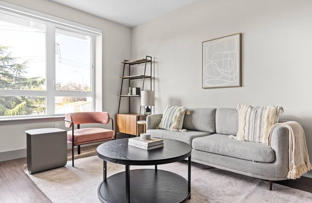 Sunny Walnut Creek 1BR w/Gym, Pool & Spa, walk to BART, by Blueground