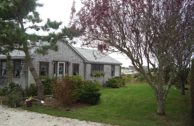 Sunset and Scenic Views of Hither Creek and Madaket Harbor .a peaceful place!