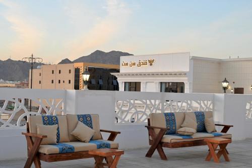 Sunset Hotel for Hotel Services