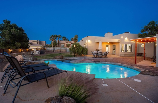 Sunsets In Sonoma W/Heated Pool! Pet Friendly