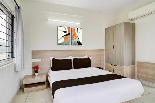 Super Hotel O KSR Bengaluru City Junction Formerly Gurudev Residency