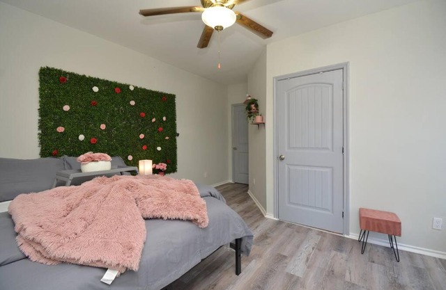 SuperValue Suite #8 @ East End Revitalized