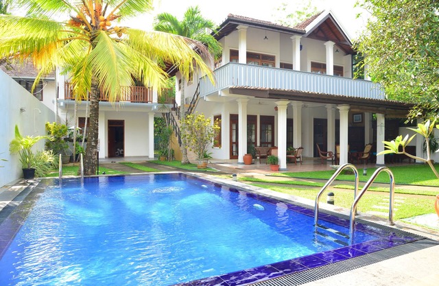 Surf Villa