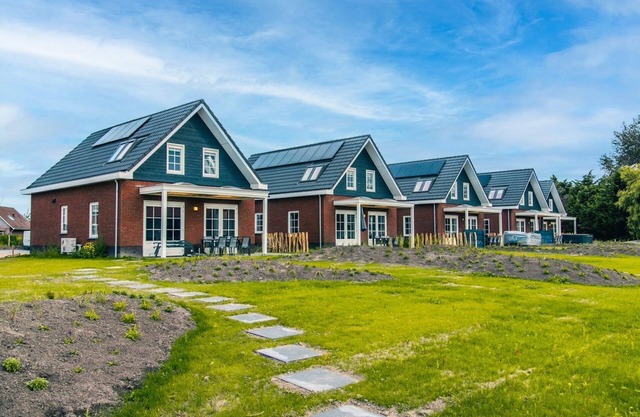 Sustainable water villa with sauna