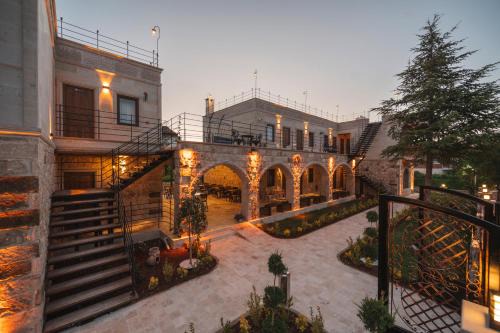 Sv Valinor Stone House