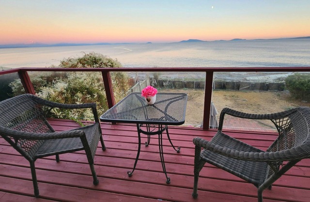 Sweet Point on South Beach