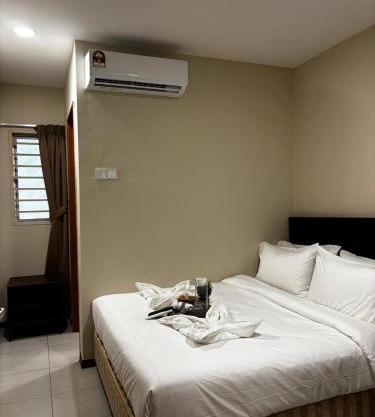 Swing & Pillows - Salak Tinggi , KLIA 1 KLIA 2