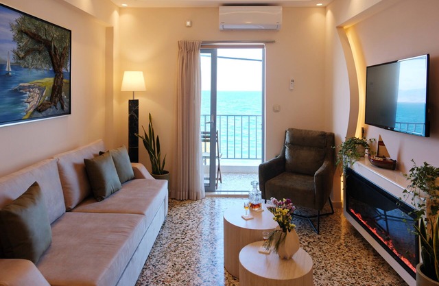 SYKEA LUXURY APARTMENT ιn front of a beautiful beach