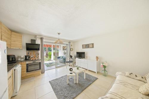 T2 Rez-de-chaussée, piscine, plage à pied