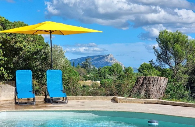 T3 renovated in mas provençal 5 min from center