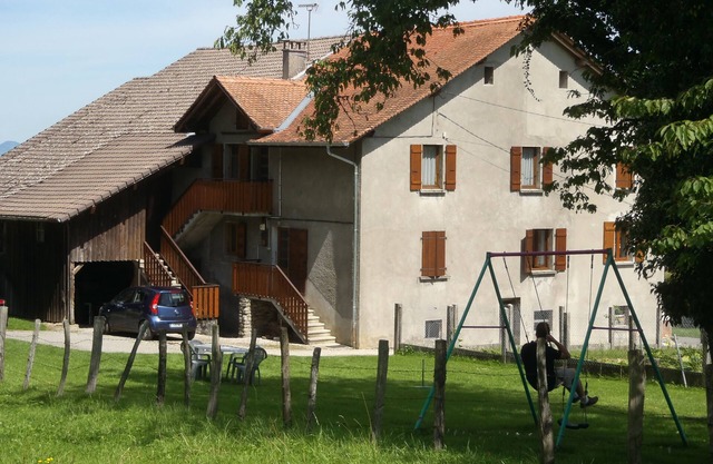T3 with garden in mini farm 10 minutes from Thonon and Lake Leman