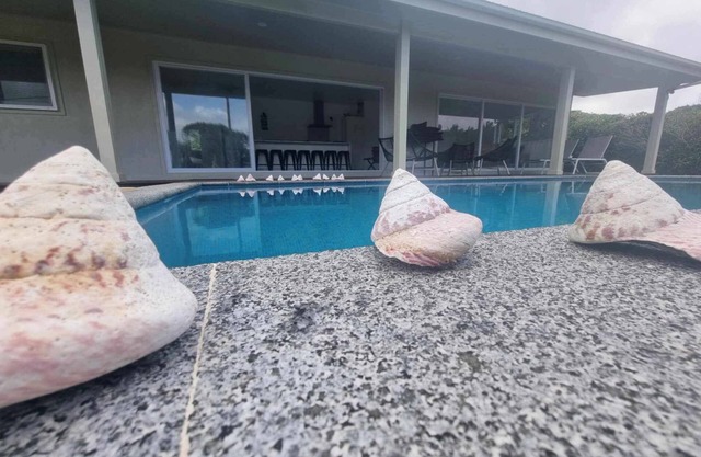 Te Aro Villa 2nModern Brand New 3brm villa with pool in Muri