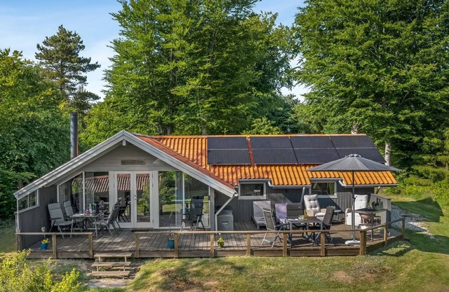 "Tecla" - 12km from the sea by Interhome