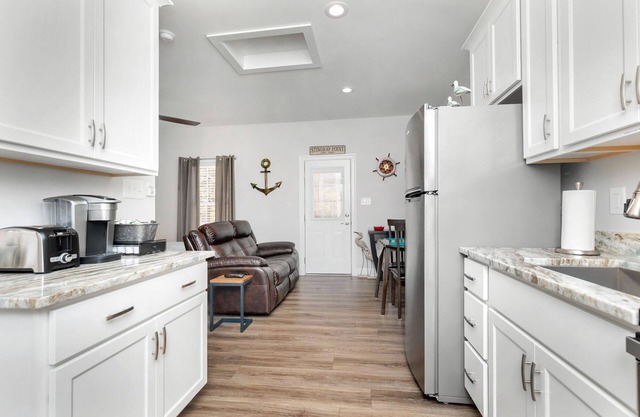 Teenie Weenie Luxury Guest House in Deltaville