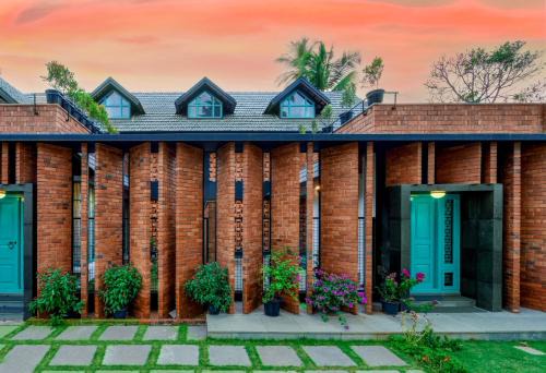 Tentgram Brickhouse