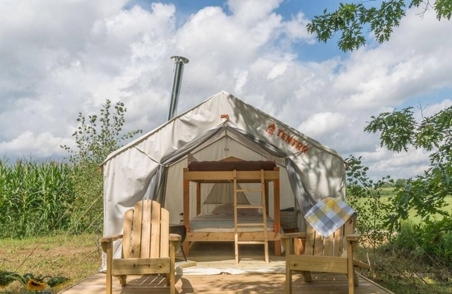 Tentrr Signature Site - Pearl Brook Farm Overlook