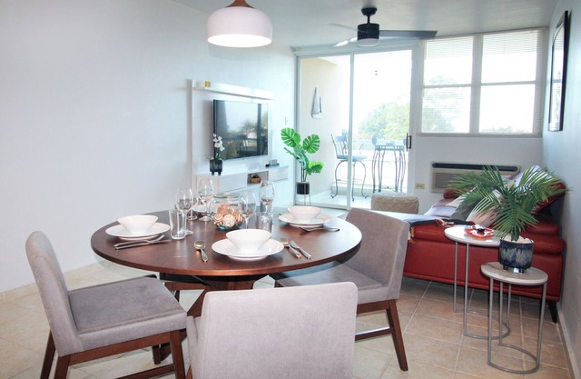 TerraCieloMar: Charming 2-bedroom apartment in Rincón with pool