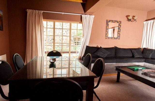 The 3 Star River Lodge