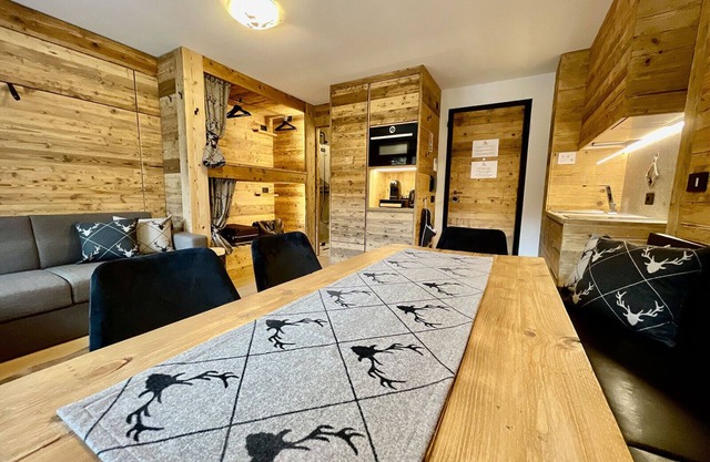 The Brook Mountain Apartment