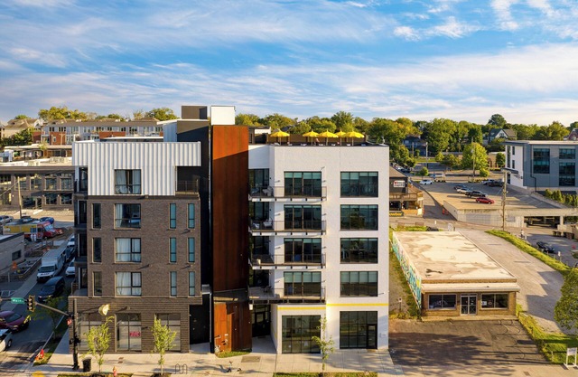 The Carter by AvantStay – Spacious Stay Near Downtown