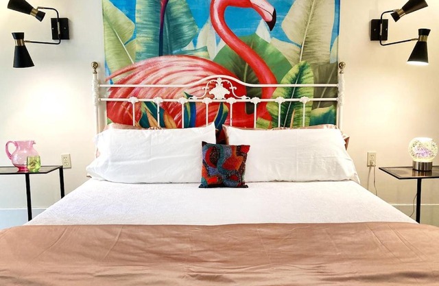 The Chic Flamingo