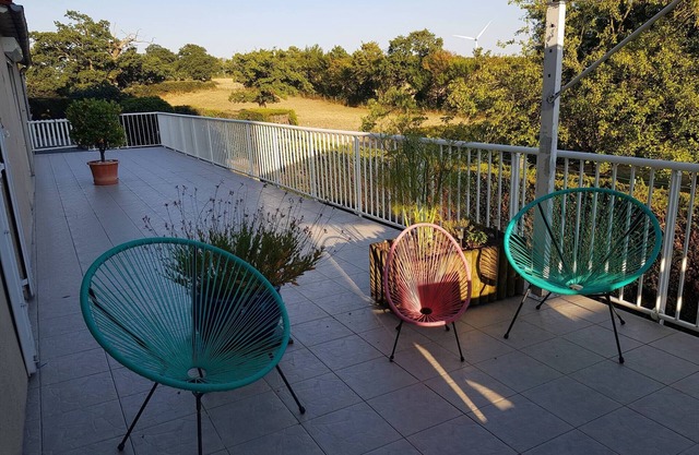 The "commanderie" Grand Gite..10 Kms From Puy Du Fou