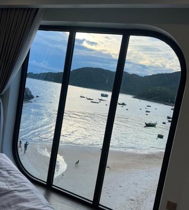 The Coral Homestay & Pub