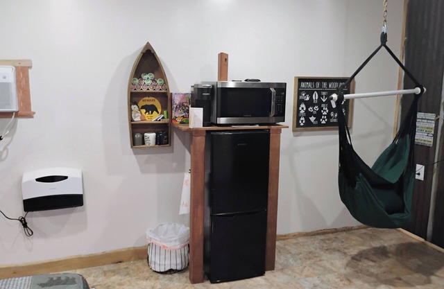 The Cub Cabin. Rustic cabin in Natural Dam, perfect getaway.