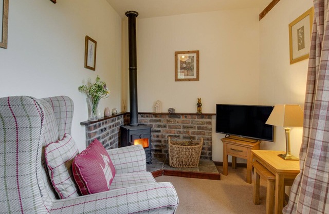 The Dairy - One Bedroom House, Sleeps 2