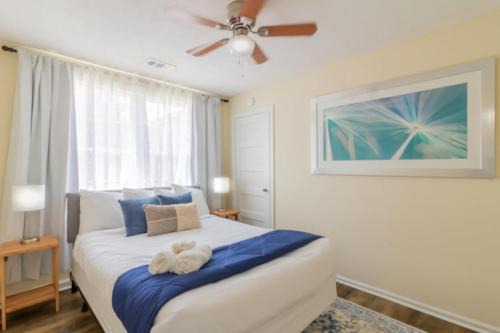 The Delightful Doubles- A & B- Centrally Located