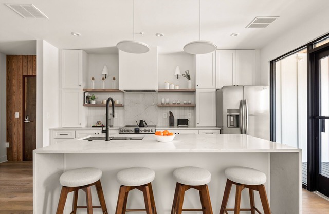 The Eighteen by Mint House